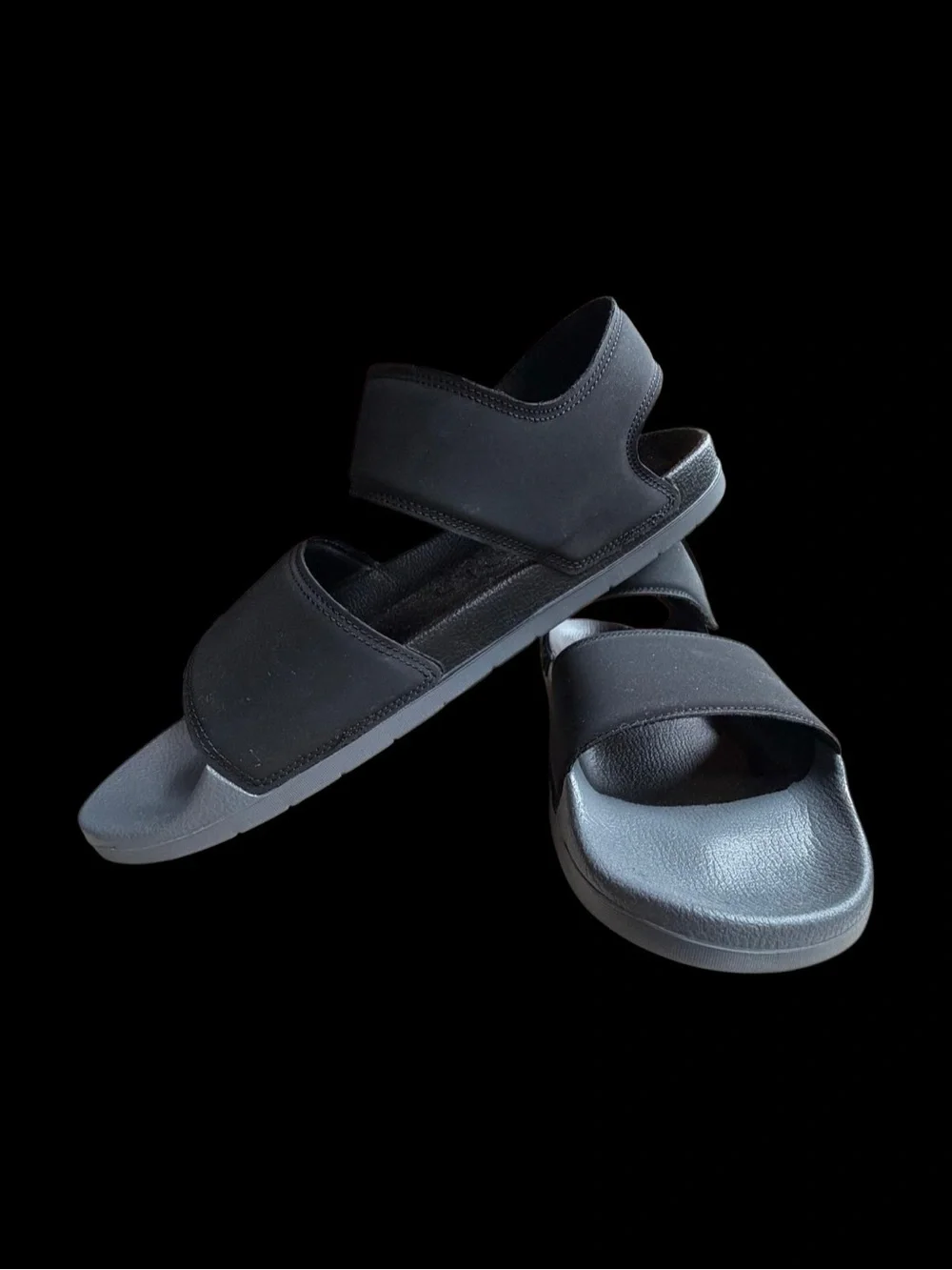 adidas Adilette Sandal Black Grey HP3007 Men’s Size 13 Women’s 14 NEW